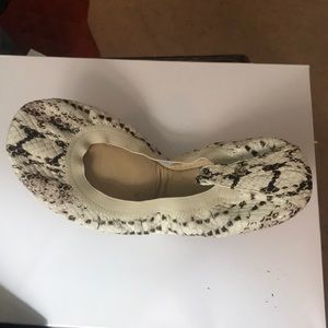 New in box - Yosi Samra flats